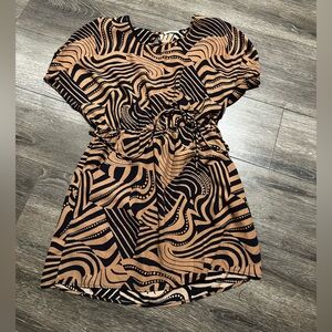 Phanuel Black and Tan Abstract Wave Print Dress Medium